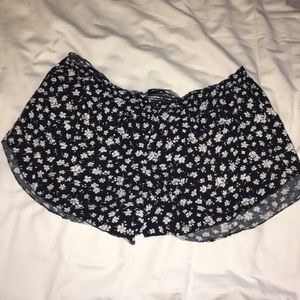Brandy Melville shorts